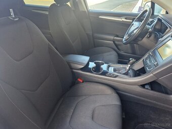 Ford Mondeo 2,0 TDCi 132kW Titanium Manuál - 10