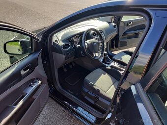 Ford Focus 1.6i 74 kW, hatchback, manual, 2011, 140tkm - 10