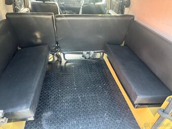 Land Rover Defender 110 3.5 V8 (Benzin, 113 kW, RV 1994) - 10