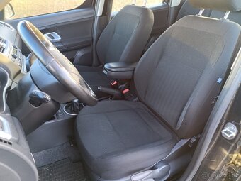 Škoda Roomster, 1.6i 77 kW - 10