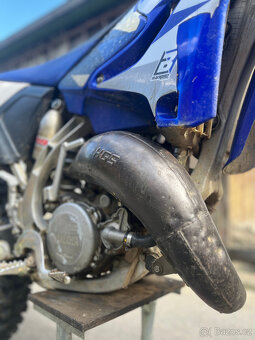Yamaha YZ 125 - 10
