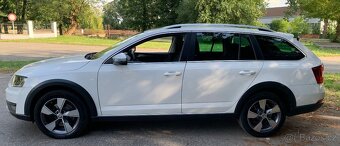 Škoda Octavia Combi SCOUT 2.0 TDI DSG 4x4 - 10