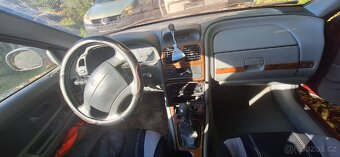 Renault Laguna 1 1.9 Dti - 10