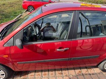 Ford Fiesta 2006 - 10