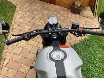 Brixton crossfire 125 LC ABS - 10