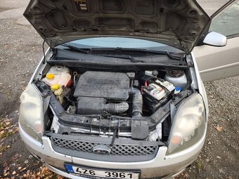 Ford Fiesta - 10