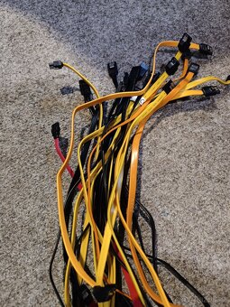 Set pro externí připojení 10 ks pevných disků k PC - 10