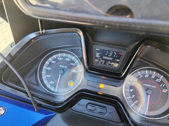 Honda Forza 125 - 10