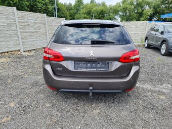 Peugeot 308 SW Allure 1,2 96kw r.2014 160tkm čtěte popis - 10