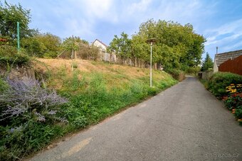 Stavební pozemek 1561m2 na prodej, Modrá u Velehradu - 10