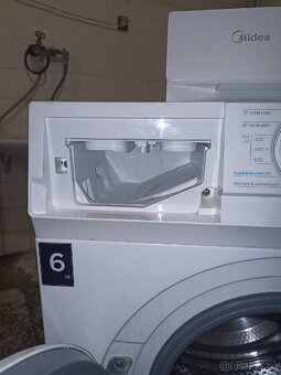 Midea MF 100MF60-CZ 1 1/2 roku stará málo používaná - 10