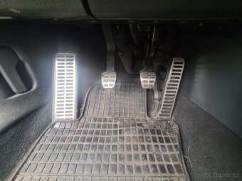 VW Golf V 2.0 TDI 103kw - 10