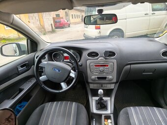 Ford Focus 2009 1.6 74kW - 10