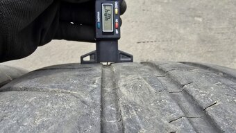 Letní pneu 245/35/19 Michelin - 10