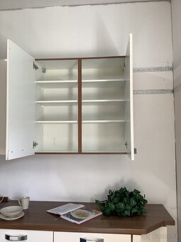 Moderní krémová lesklá kuchyně GRÉTA - 10