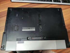 Dell Latitude E6500 15,4"+ LED T9600 , 2 - jádro (2 x 2,8Ghz - 10