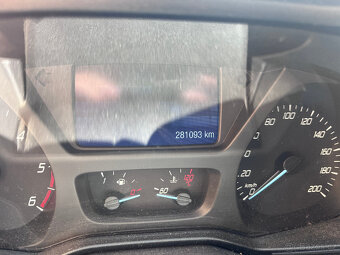 Ford Tourneo Custom, 2,2 TDCi 114kW, L2H1, vestavba na spaní - 10