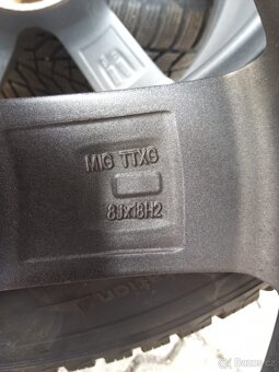 Pneu včetně ráfků 235-65R18 107H - 10