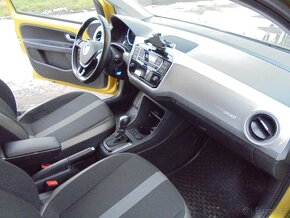 Volkswagen E- UP - 10