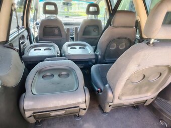 Ford Galaxy 2004, 1.9 TDI 85kw 7 míst STK do 7.5.2027 - 10
