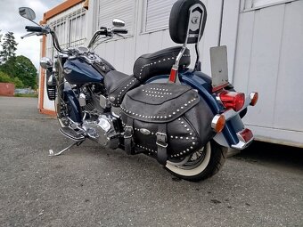 Harley Davidson heritage softail FLSTC - 10