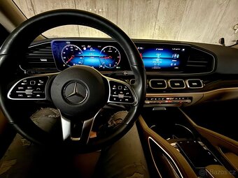 Mercedes GLE 300d 2021 - 10