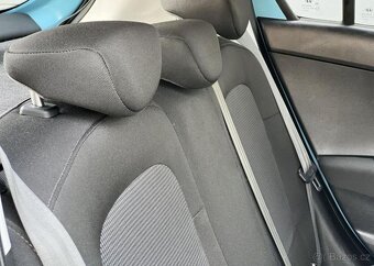 Hyundai i20 1.2i 16v KLIMATIZACE ČR 1.MAJ manuál 63 kw - 10