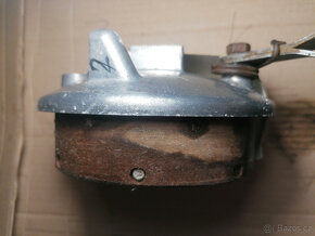 Prodám brzdové štíty na skútr ČZ 175-501,502, ..prase - 10