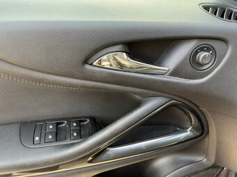 Opel Zafira Tourer 1.4 benzín + LPG - 10