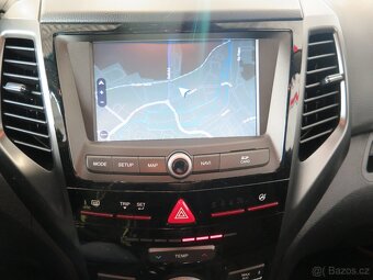 SsangYong XLV 1.6 E-XDi, 4x4, navi, kamera, tažné, klima - 10