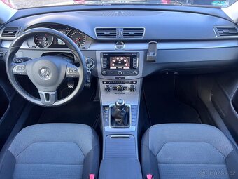 PASSAT B7, 2.0Tdi-103kw,COMFORTLINE,RNS315,2xPDC,Výhřevy,r12 - 10