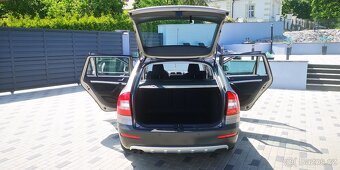 Škoda Octavia Kombi SCOUT 1,8 TSI - 118kw. 4X4. .KRÁSNÝ STAV - 10
