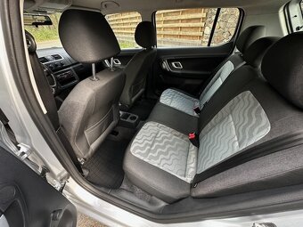 ŠkodA FABIA II 1.2 HTP / 90t km / TOP STAV, sleva - 10