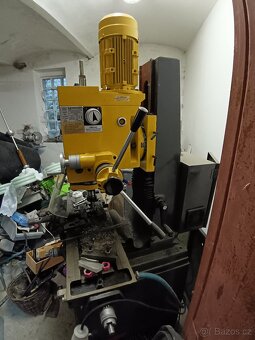 Vrtačko fréza + příslušenství - 10