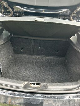 Volvo V40 1.6D D4 85kW - 10