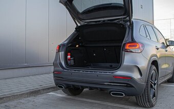 Mercedes-Benz GLA 200 d 4MATIC A/T - 10
