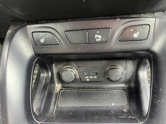 Hyundai ix35 1.7 CRDi VGT POJAZDNÉ, 2013, 85 kW, 167 tkm - 10