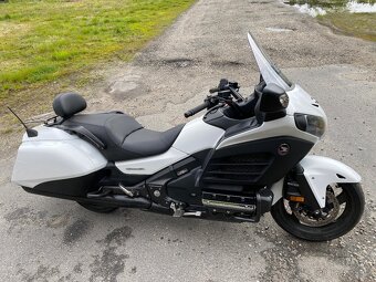 Honda GL1800_6FB - 10