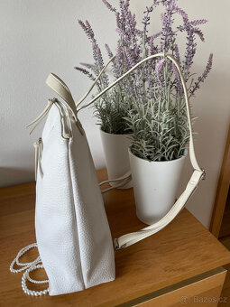 Smetanový bílý elegantní batoh Fiorelli - 10