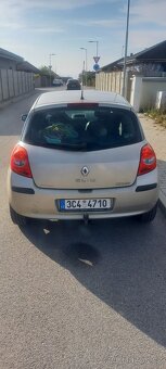 Renault Clio 1.4i benzin - 10