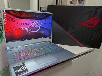 Asus Rog Strix G15 - 10