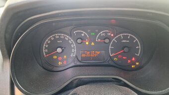 Opel Combo 1,3 D 70 Kw 2017 DPH - 10