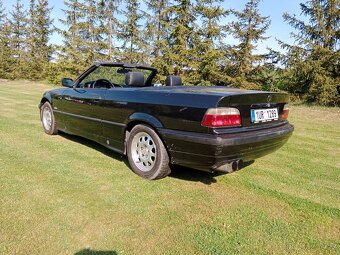 BMW E36 1.8i Cabrio - 10
