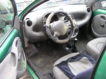 Ford Ka 1.3i - použité díly prodám z tohoto vozu prodám - 10