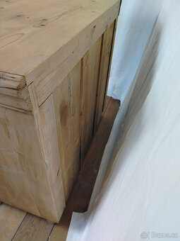 Starožitná šuplíková komoda - 10