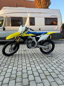 Suzuki RM-Z 250 (2025) – TOP STAV, 11,1 mth - 10