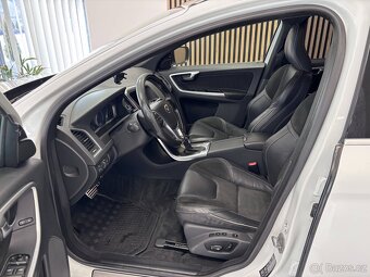 Volvo XC60 2,4 D4 R-Desing - 10