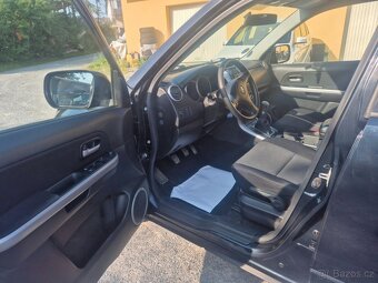 Suzuki Grand Vitara 2.0i Club benzín 103kw - 10