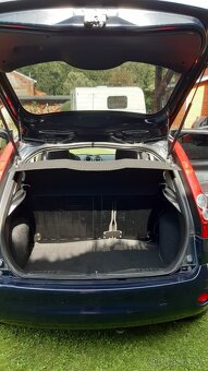 Ford Fiesta 1.3 - 10