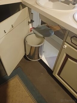 Provance rohová linka - 10